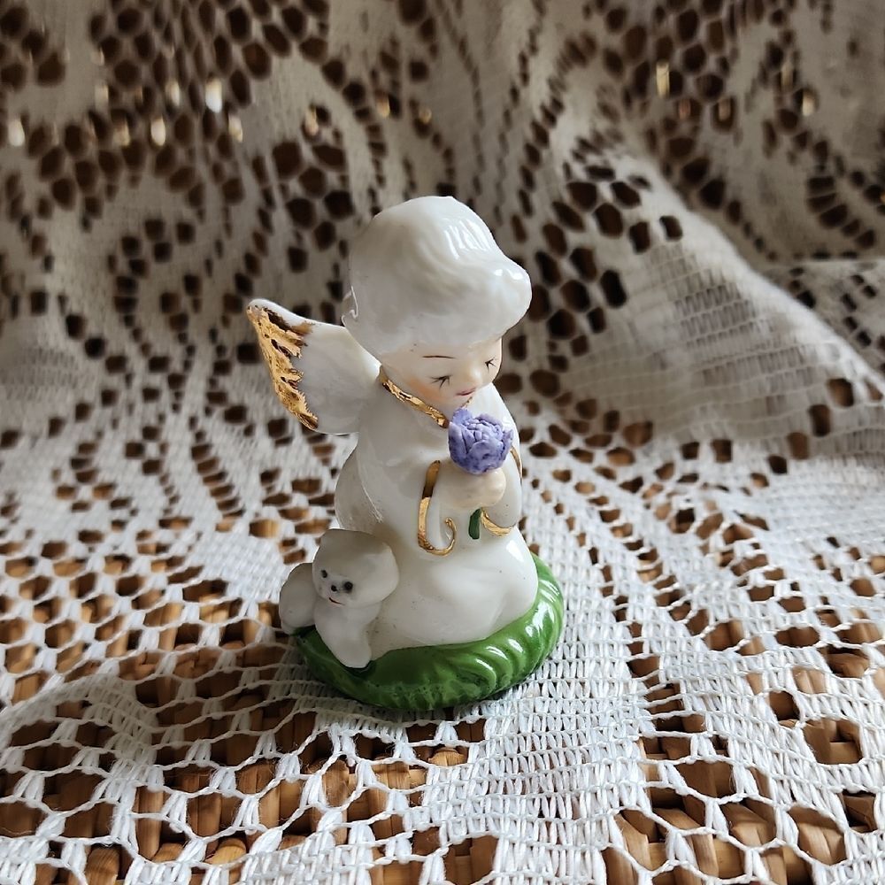 Vintage Cat With Angel Treasure Masters Bone China